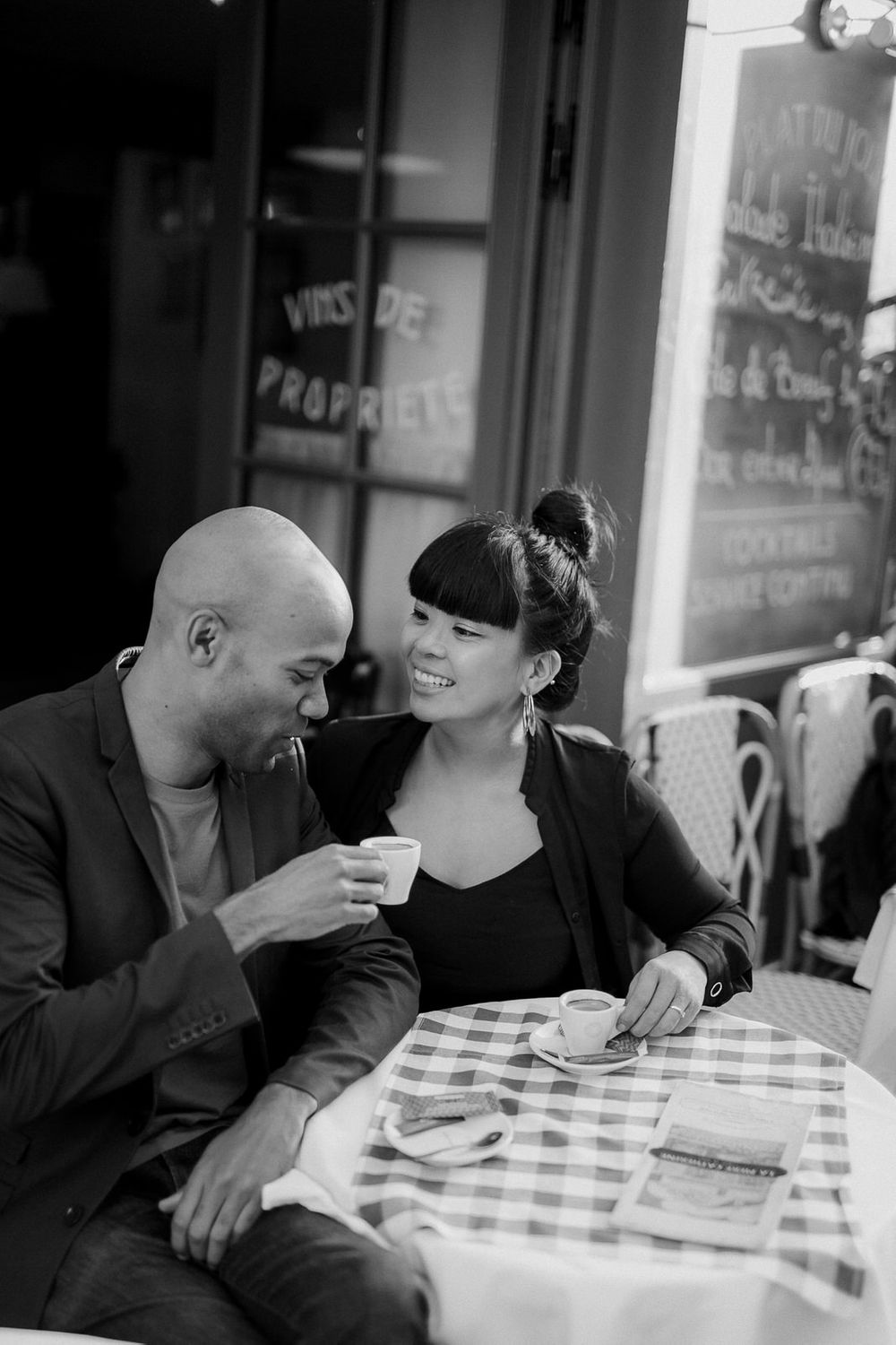 Paris engagement photo shoot