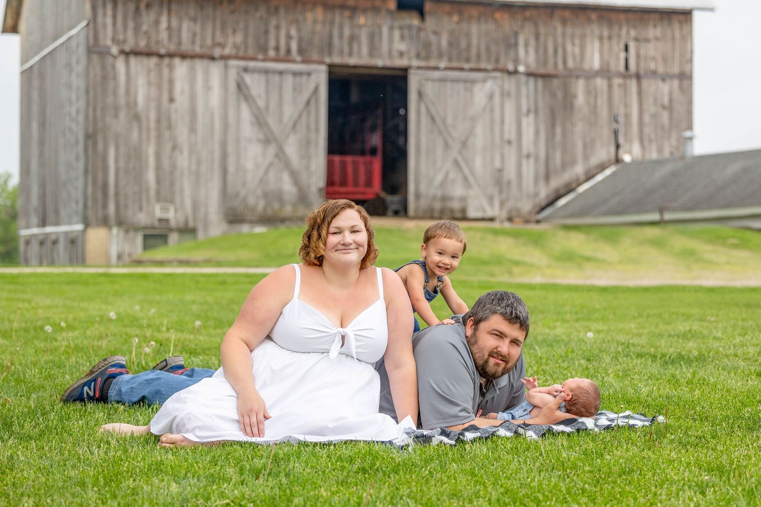 Newborn photoshoot, Thomet Stables, Ada, Michigan