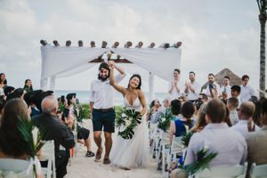 A destination wedding at Ocean Riverera Paradise in Cancun, Mexico