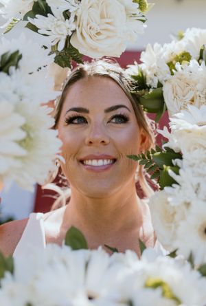 Bridal photos at Healy Farm Events in Kentville, Nova Scotia. Charlotte Buckle Photography