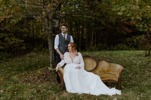 October micro wedding, Hammonds Plains, Nova Scotia - Charlotte Buckle Photography