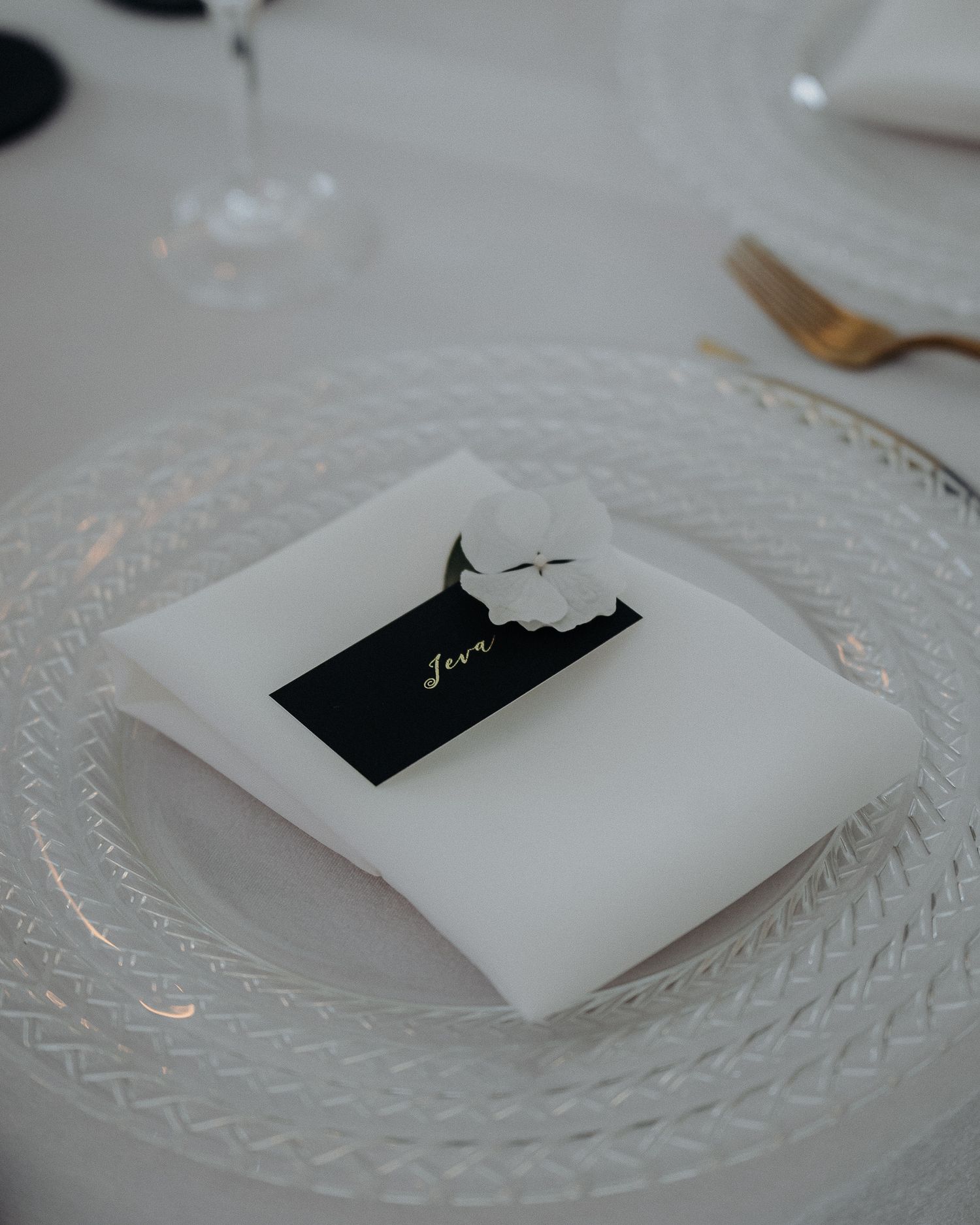 ESSENTIAL QUESTIONS TO ASK A WEDDING VENUE