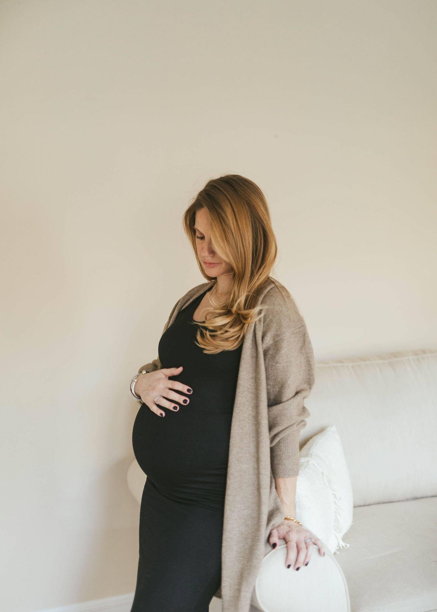Richmond Virginia photographer Emily Butz M.Photo Lifestyle Maternity Photo Shoot
