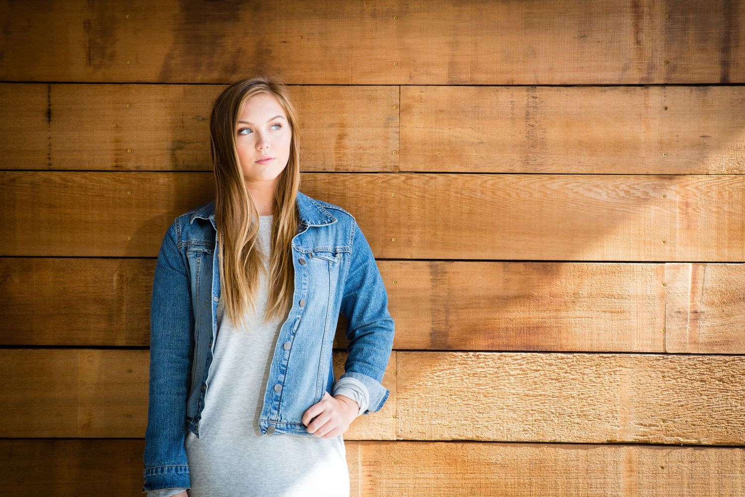 Senior Shoot with Nathaniel Edmunds Photography along Mass Ave in Indianapolis