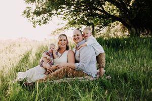 Outdoor Family session 
Omaha, NE