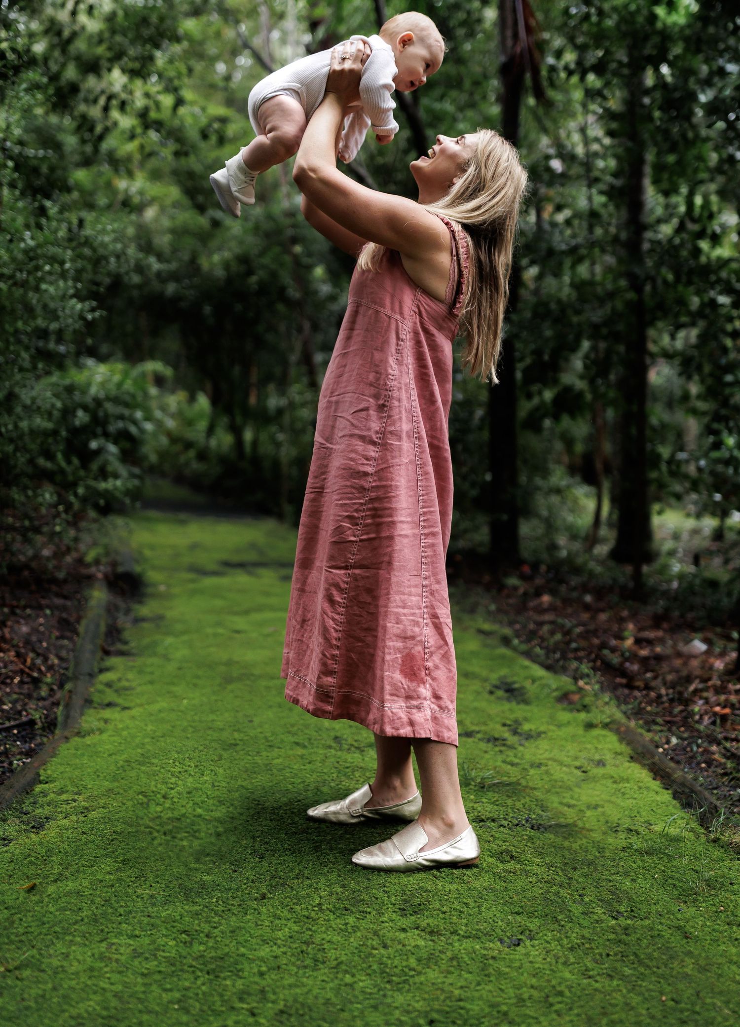 Mothers Bonding Sessions- Mothers Day- Claire Frances Photography - South Coast- Jervis Bay NSW