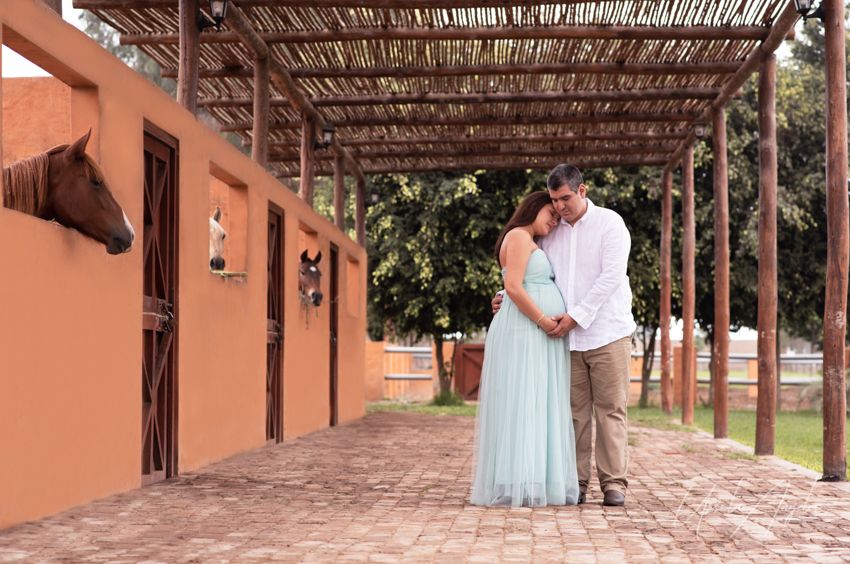 SESION EMBARAZO EXTERIORES - CAMPO - URSULA ANGELES PHOTOGRAPHY
