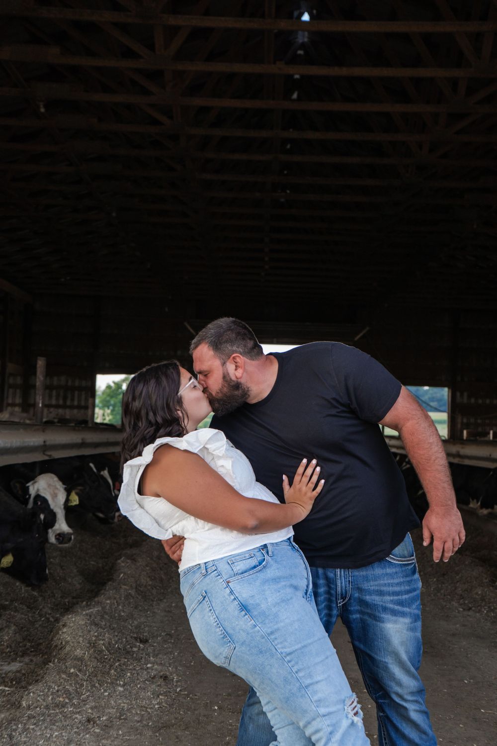 A dip kiss.