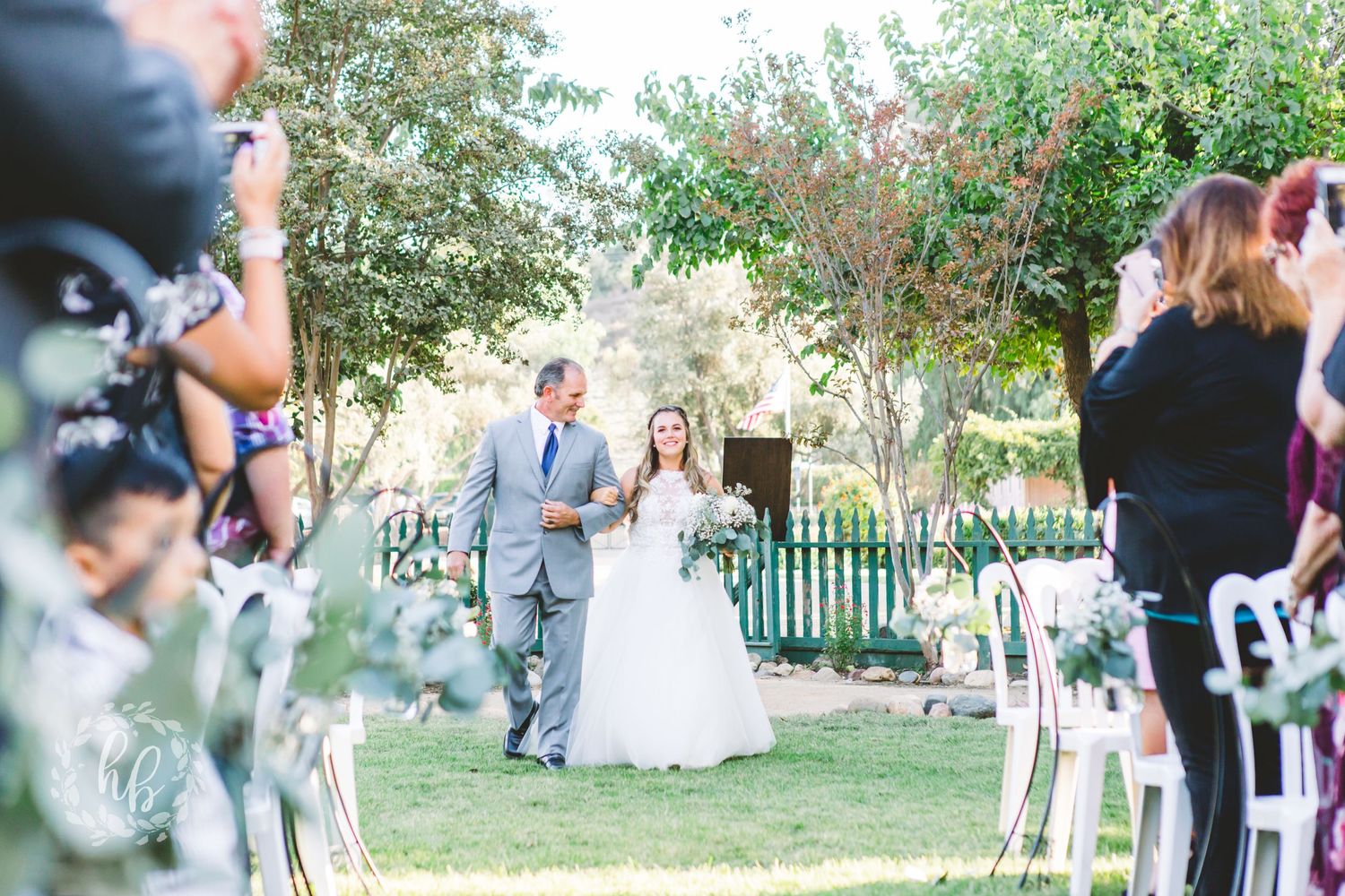 strathearn historical park wedding barn wedding photos wedding photographer