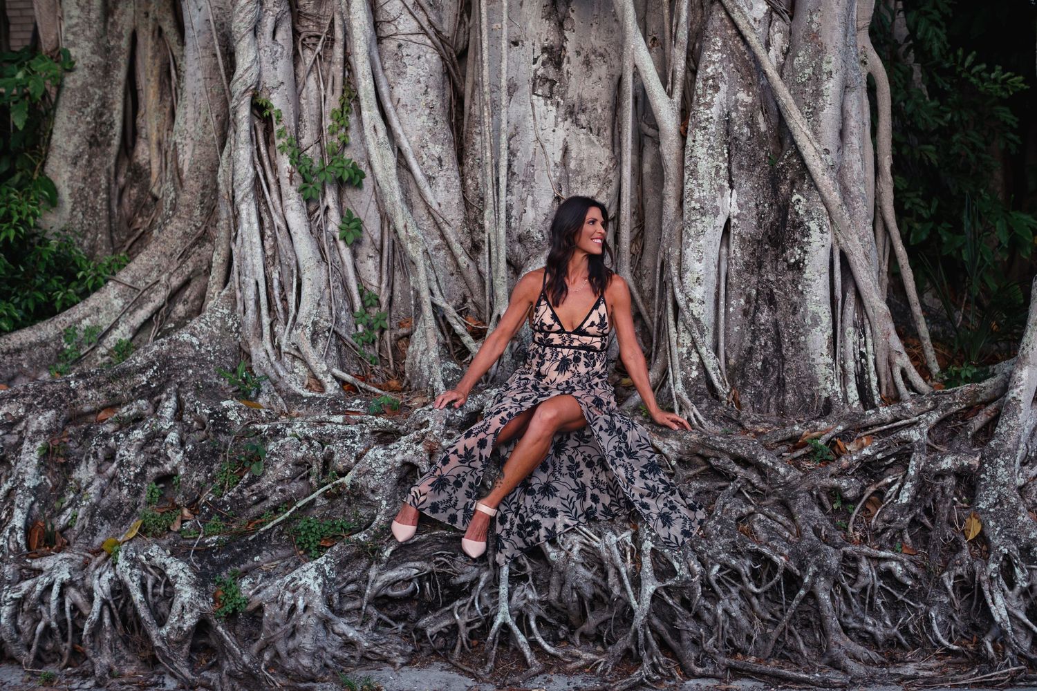 Sarasota Photographer Creative Lakewood Ranch Women Photography Content Photos Engagement Bridal Confidence Women Editorial Photoshoot Beach