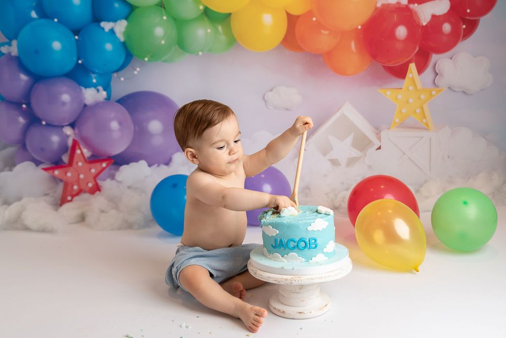 cake smash boy