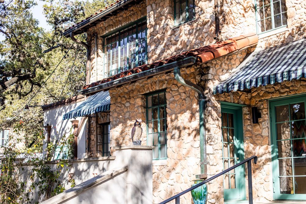 Maternity Photography at The Veranda in San Antonio