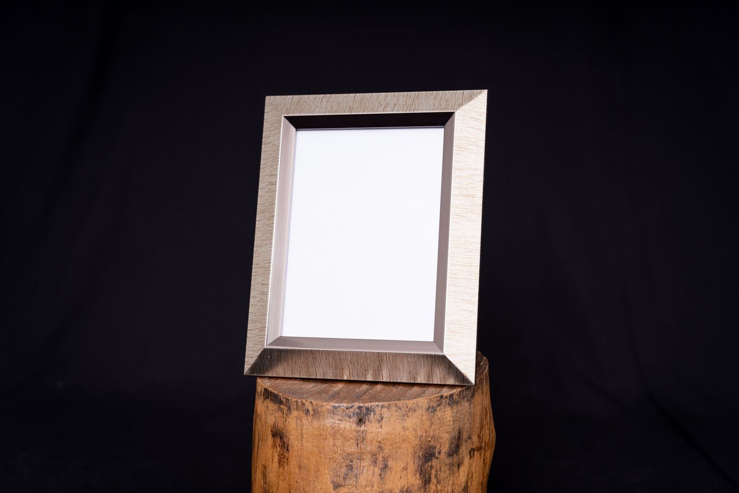 Cuadros para sala comedor que fusionan arte y convivencia, creando un espacio armonioso y acogedor.