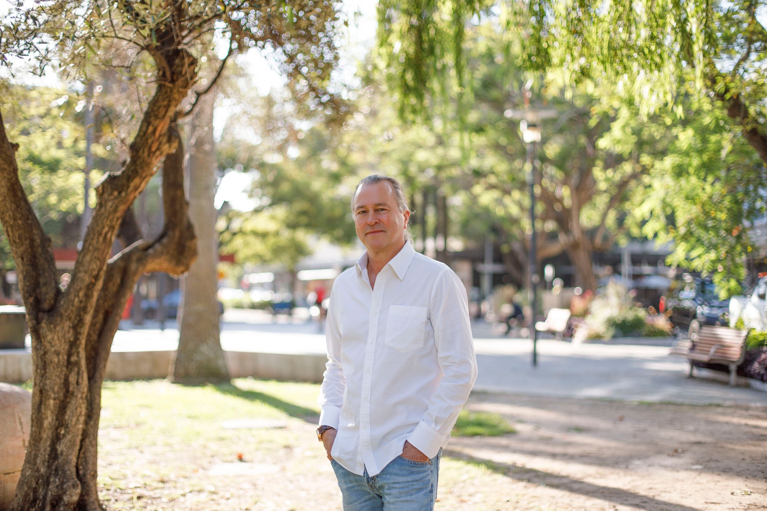 Neil Perry portrait under willow tree in Guilfoyle Park, Double Bay.