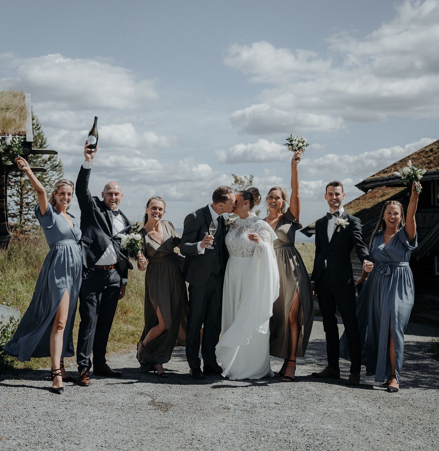 Bridal Party Outfit Trends / What to Wear For a Bridal Party
