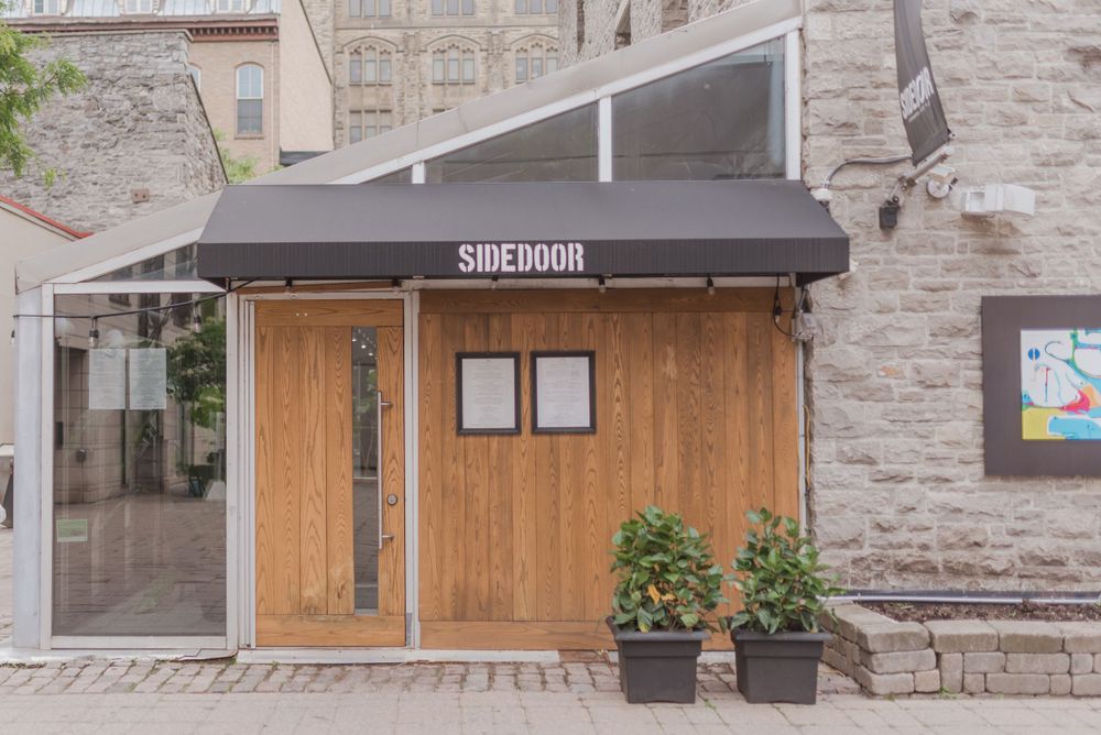 Reception Photographs, Ottawa Wedding Photographer, Wedding Photographer in Ottawa, Sidedoor, Wedding Photographer
