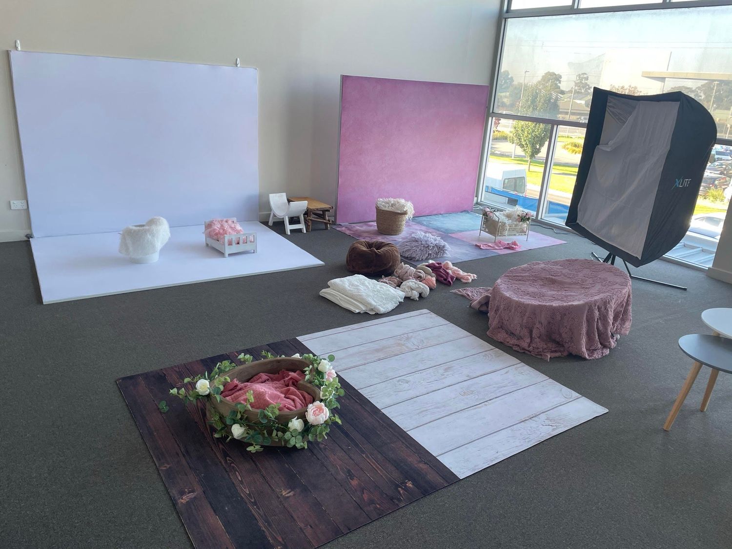 Melbourne Maternity, Newborn, Baby, Cake smash and family photographer located in South Morang Melbourne.
Baby Snapz is run by Melina Barlow