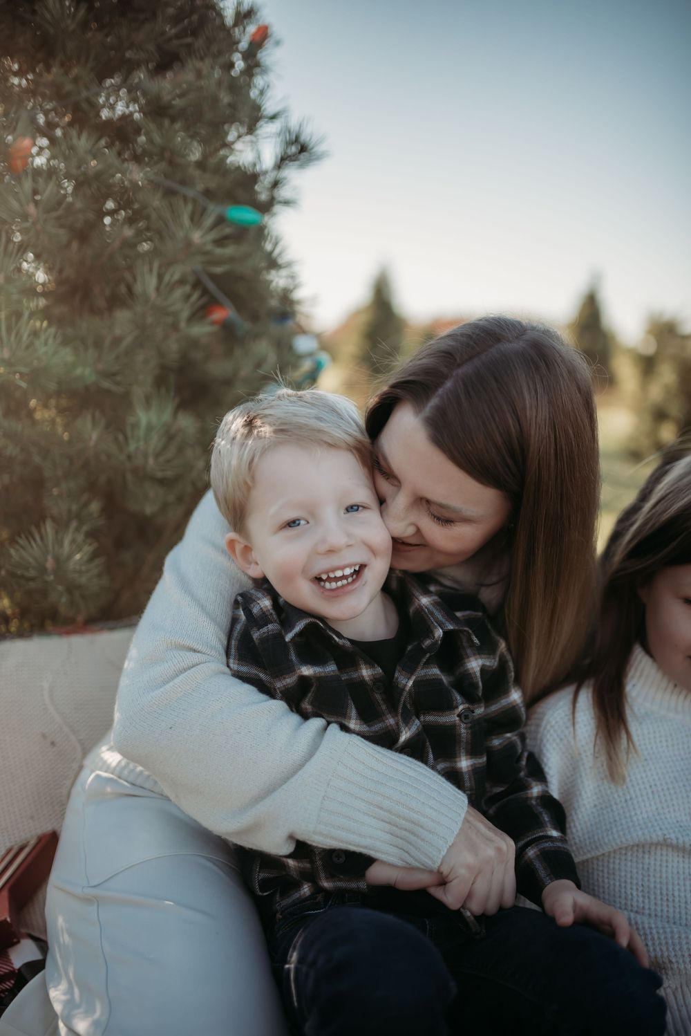 Dublin, Ohio Family Photographer.- Plain City, Ohio Photographer - Irwin Tree Farms Photos