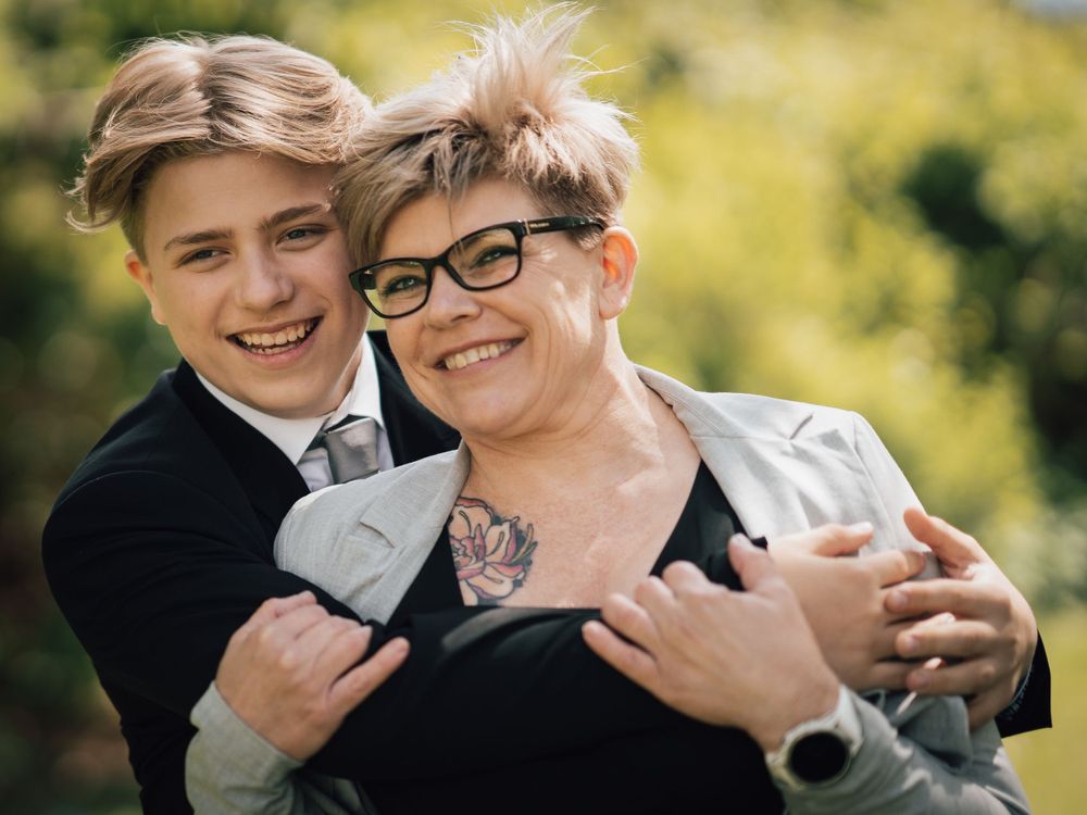 Familiefotograf i Jægerspris & Frederikssund – varme, ægte øjeblikke fanget i naturen i hele Nordsjælland