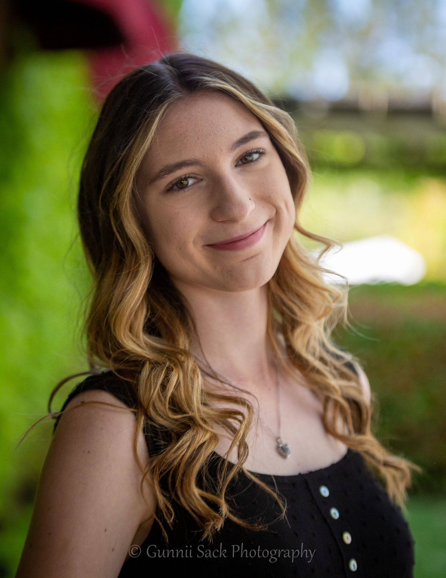 gunnii sack photography, sierra lowry, class of 2022, calaveras high school, country girl, valedictorian