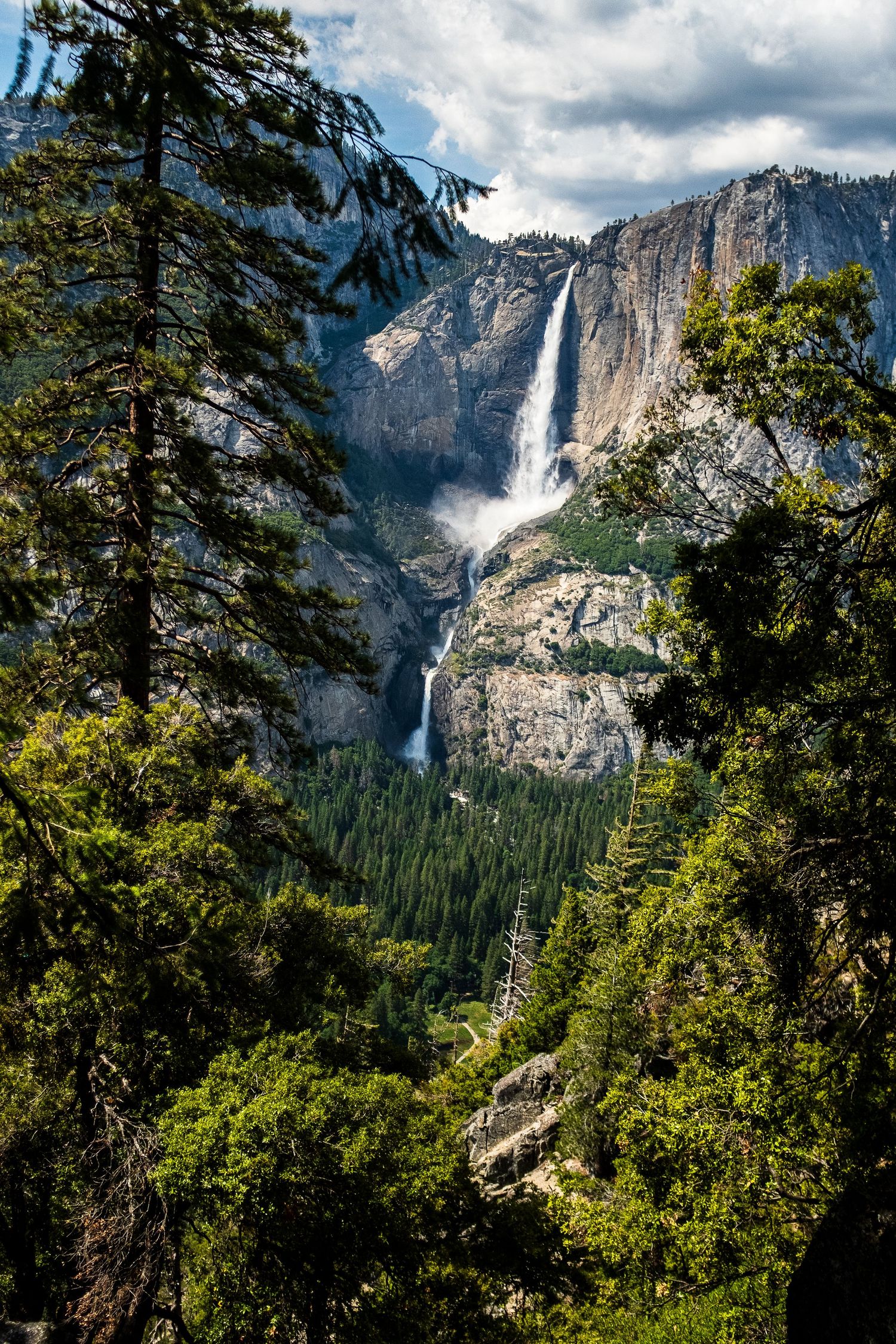 Yosemite Falls on four mile trail in Yosemite national park
