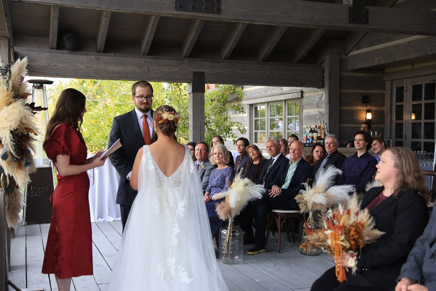 Intimate elopement with family in park city