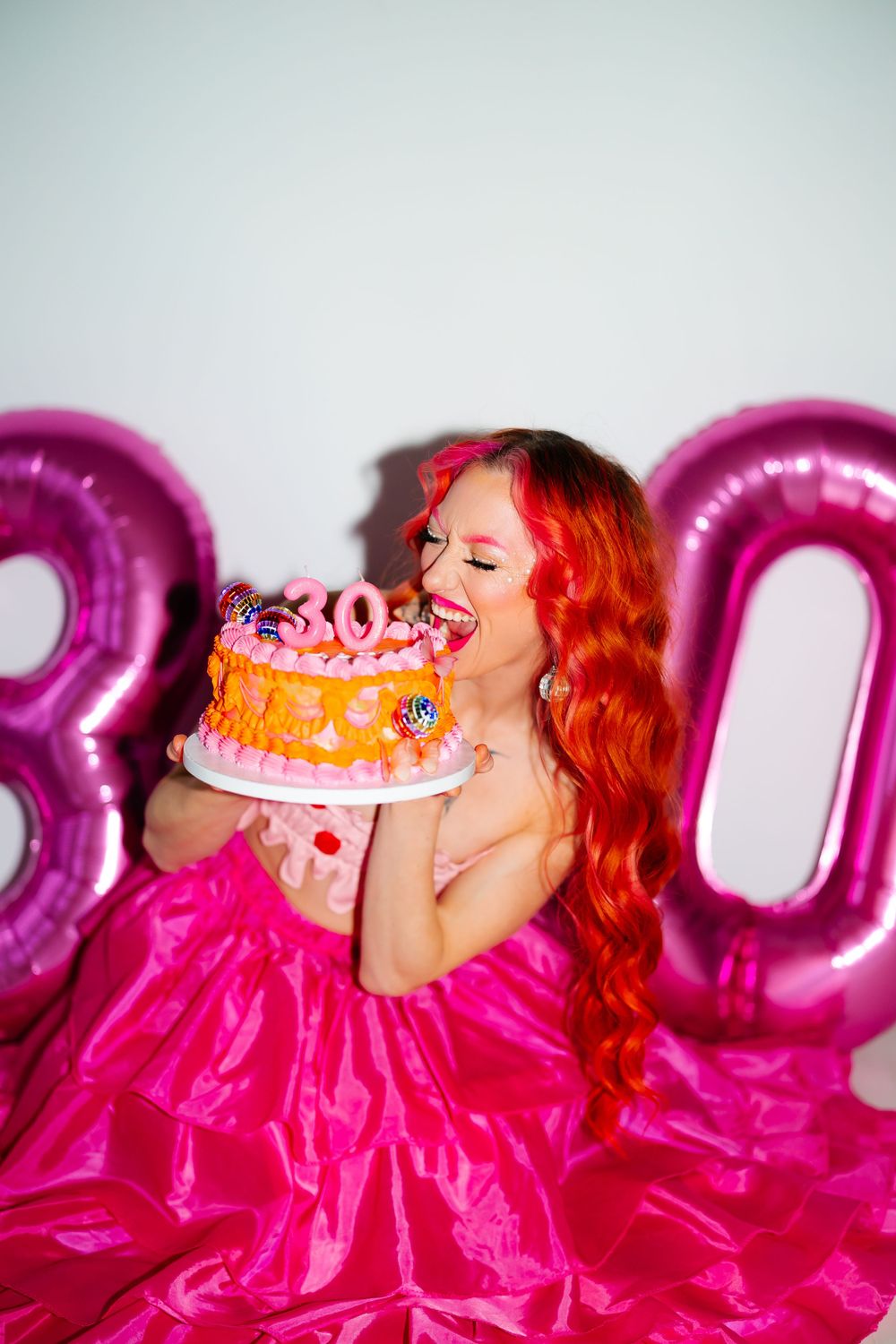 30th birthday photoshoot portrait photographer Portrait Colorful Vibrant True to Color Seattle Photographer