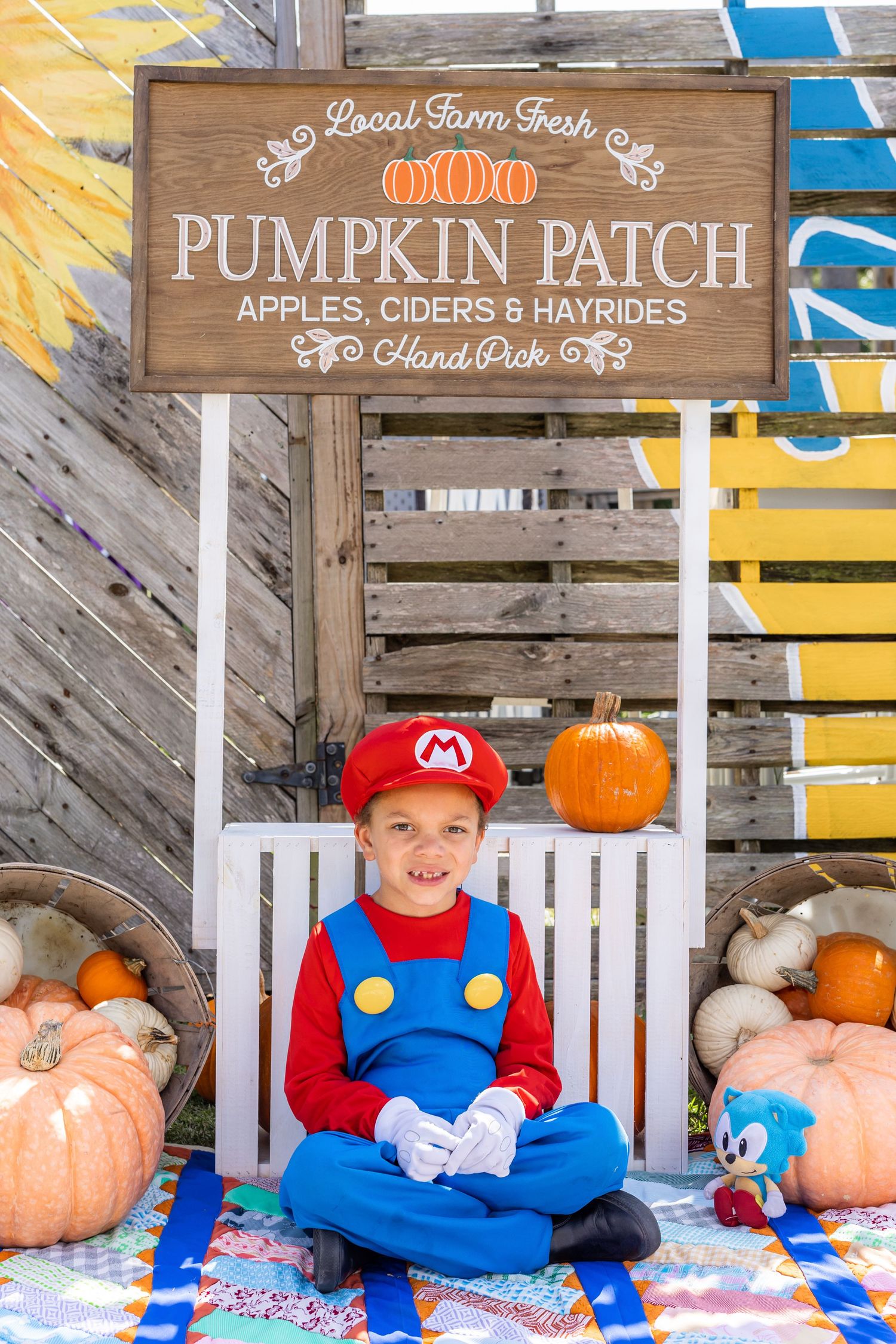 fall family photos by swansboro nc photographer Samantha Ann Photo studio newborn props autism near hubert Jacksonville