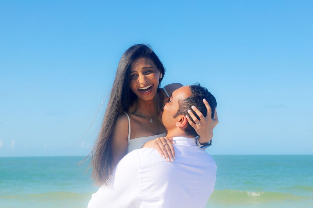 Engagement Photography – Sun-Kissed Fun Engagement Session