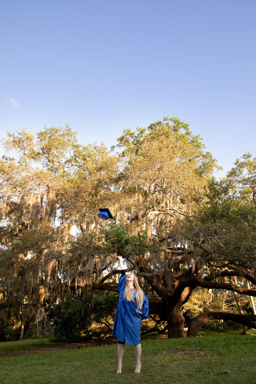 abundant grace photography, affordable senior photography, Phillipe Park