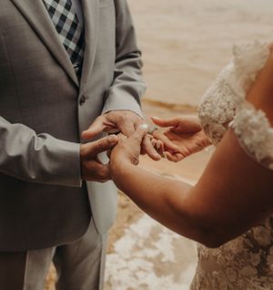 Michigan Elopement Photographer | Creative Art By Bree