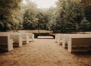 Michigan Wedding Photographer | Creative Art By Bree