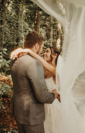 Michigan Wedding Photographer | Creative Art By Bree