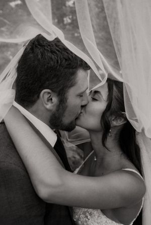 Michigan Wedding Photographer | Creative Art By Bree