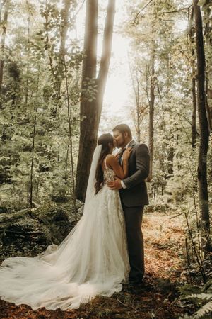 Michigan Wedding Photographer | Creative Art By Bree