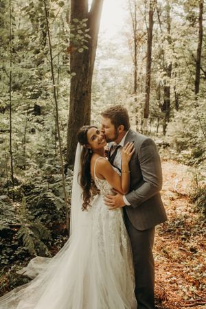 Michigan Wedding Photographer | Creative Art By Bree