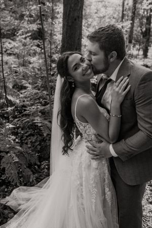 Michigan Wedding Photographer | Creative Art By Bree