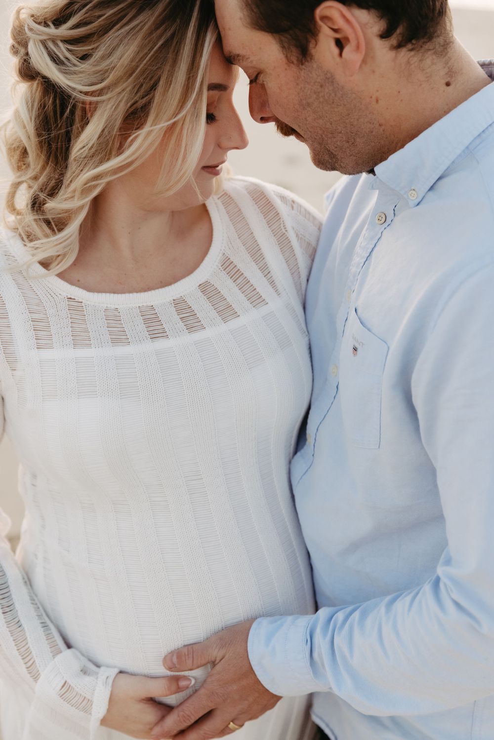 maternity photographer gold coast