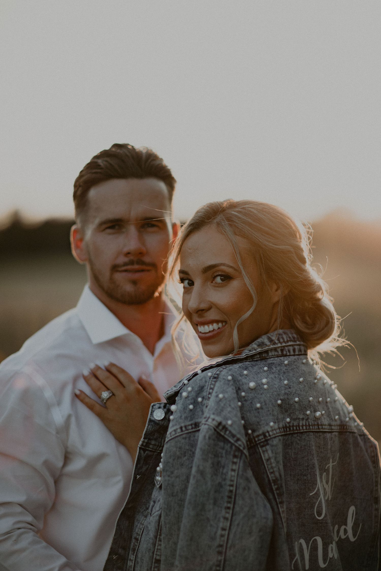 sunset photos on wedding day