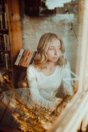 Louisville creative portrait photographer, jenna lehman, unique senior portraits