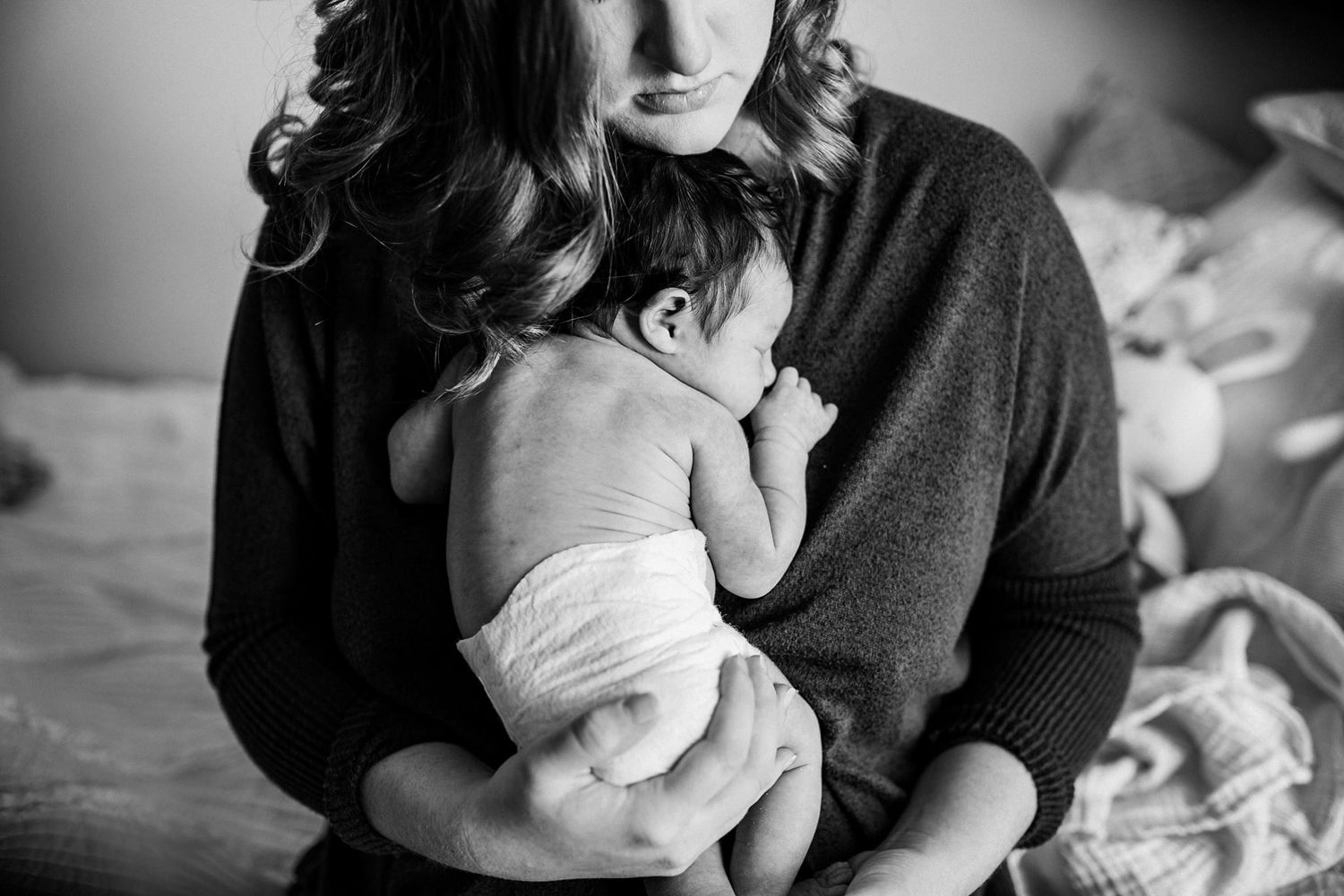 newborn lifestyle photography