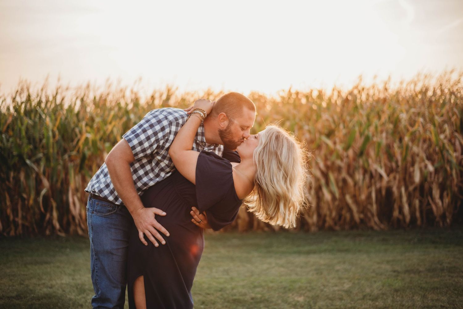 couple photography, golden hour, sunset