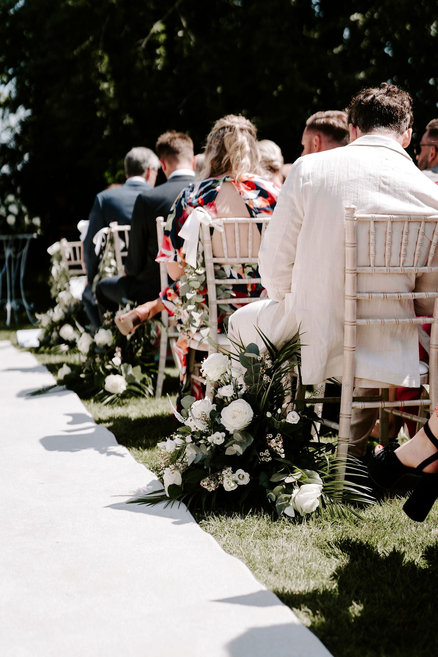 flowers-stockton-house-outdoor-wedding-ceremony