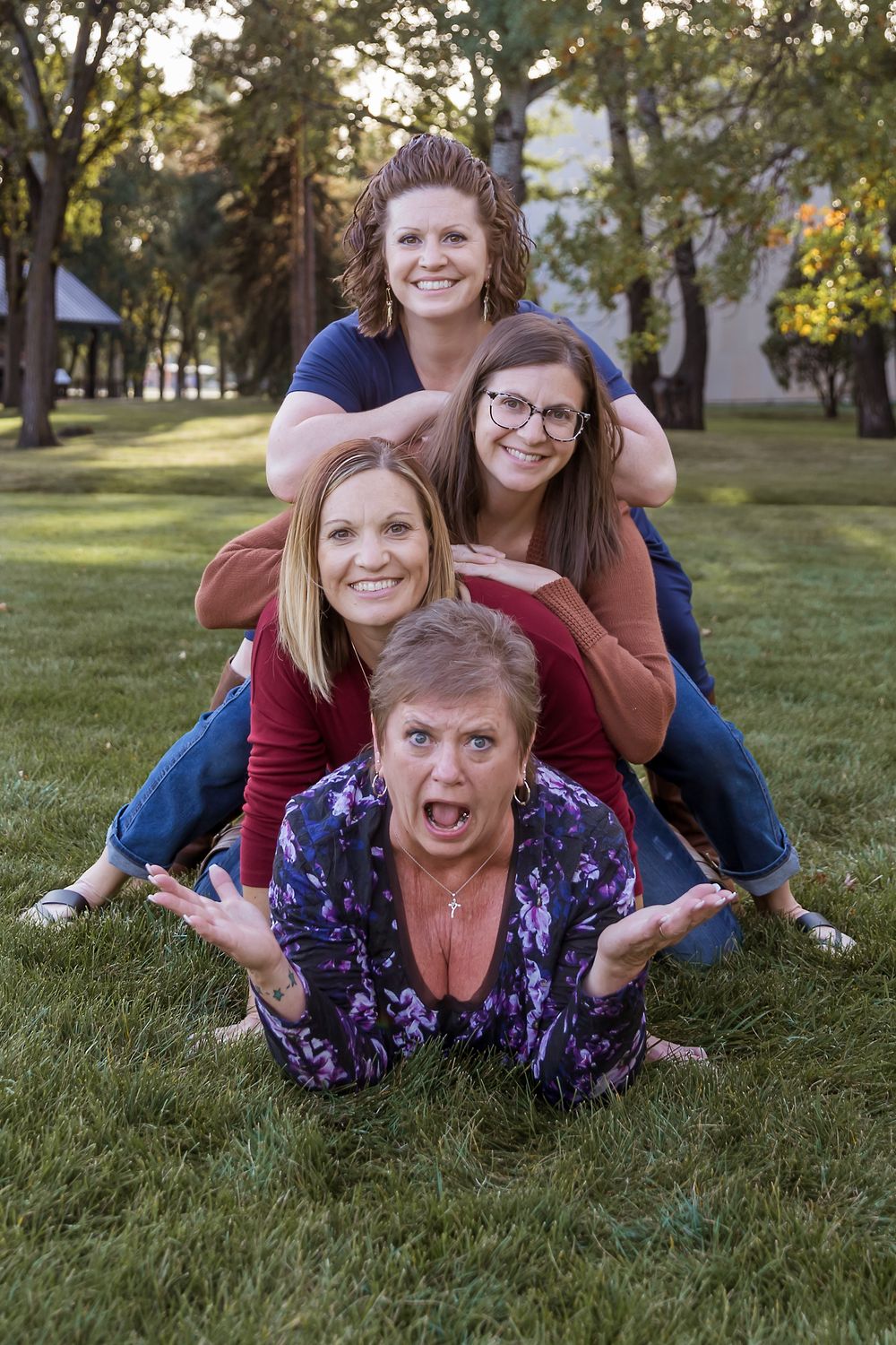 Family Photographer, Outdoor Photographer, North Dakota State Capital Photographer, Bismarck, Mandan, Hebron, Dickinson