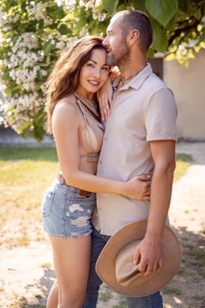 Couples Photoshoot in spring in Sydney