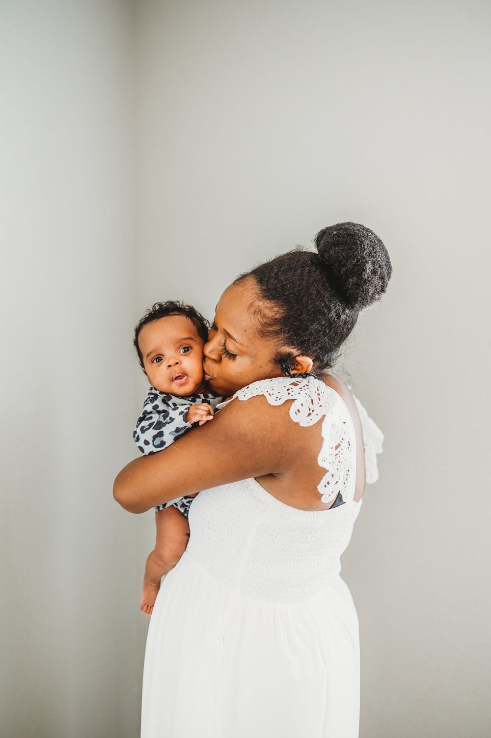 Pensacola Beach Navarre Destin 30A Newborn Photographer