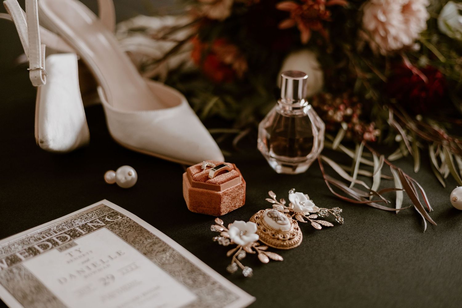 Late Fall Wedding Details