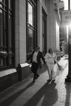 Fort Worth Texas downtown courthouse wedding photography-elopement photographer based in Texas with a vintage look and retro style