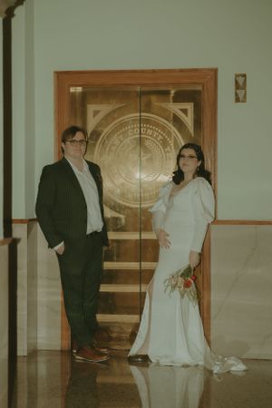 Fort Worth Texas downtown courthouse wedding photography-elopement photographer based in Texas with a vintage look and retro style