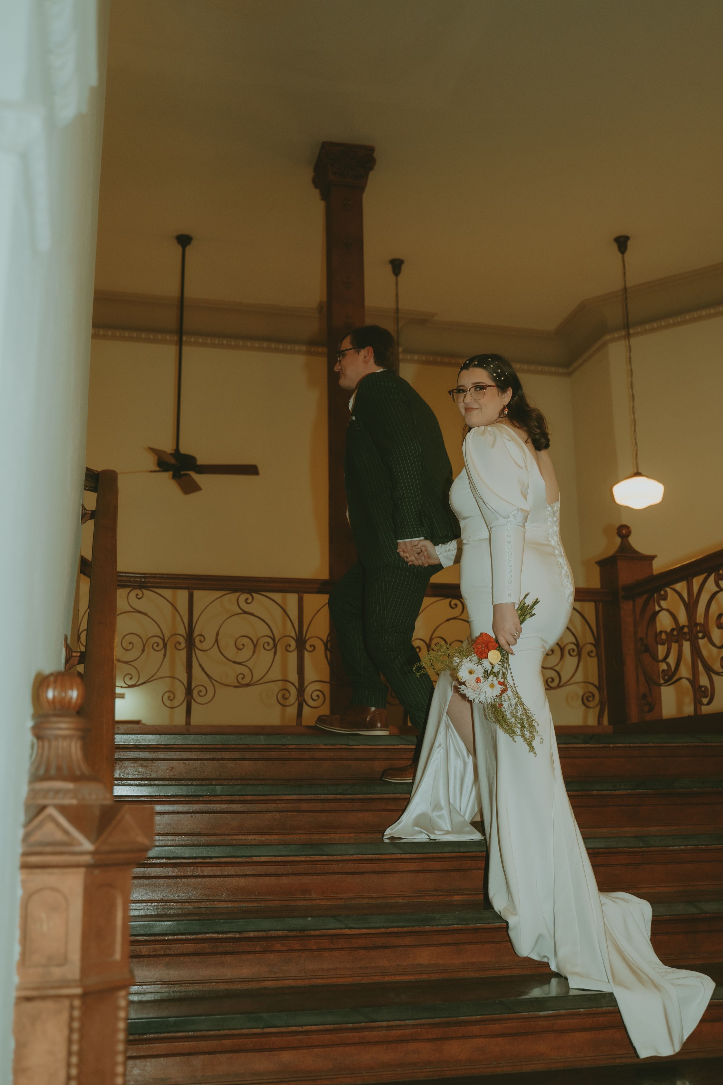 Fort Worth Texas downtown courthouse wedding photography-elopement photographer based in Texas with a vintage look and retro style